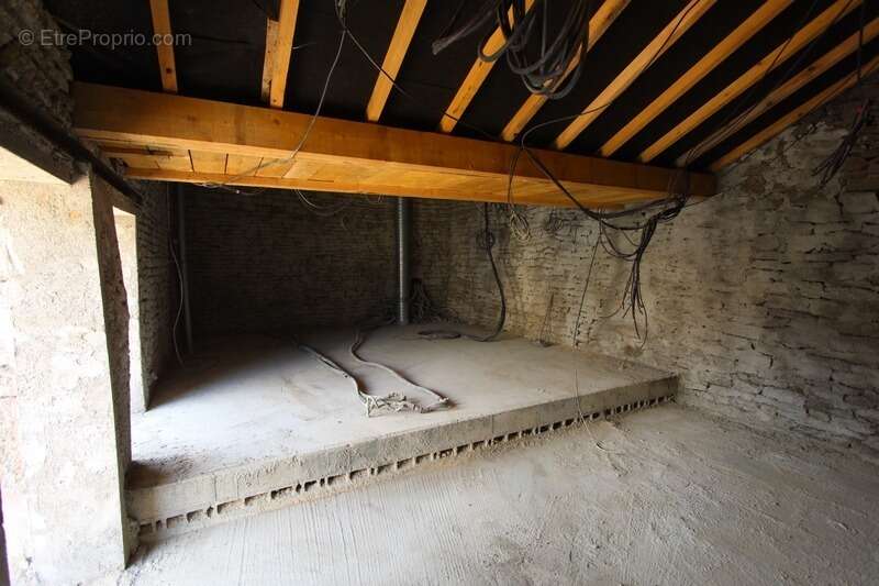 Maison à GISSEY-SUR-OUCHE