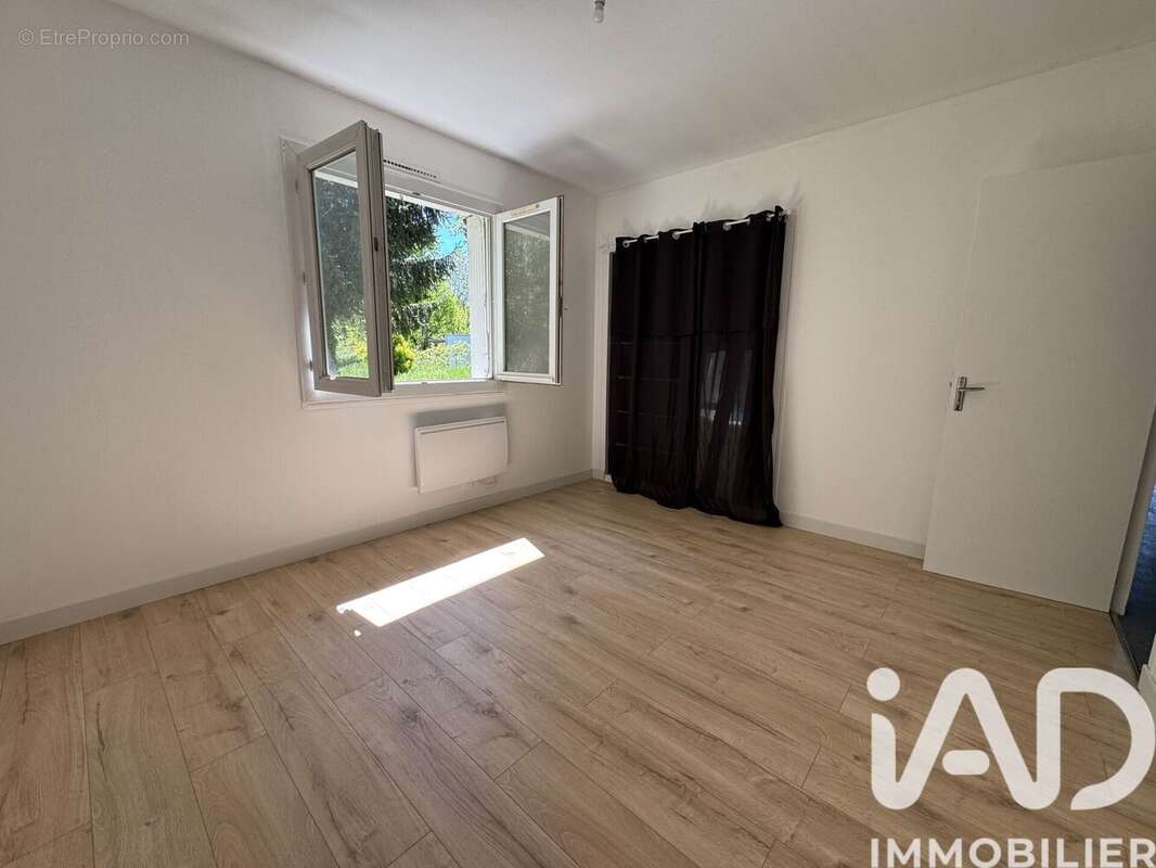 Photo 5 - Maison à BOIS