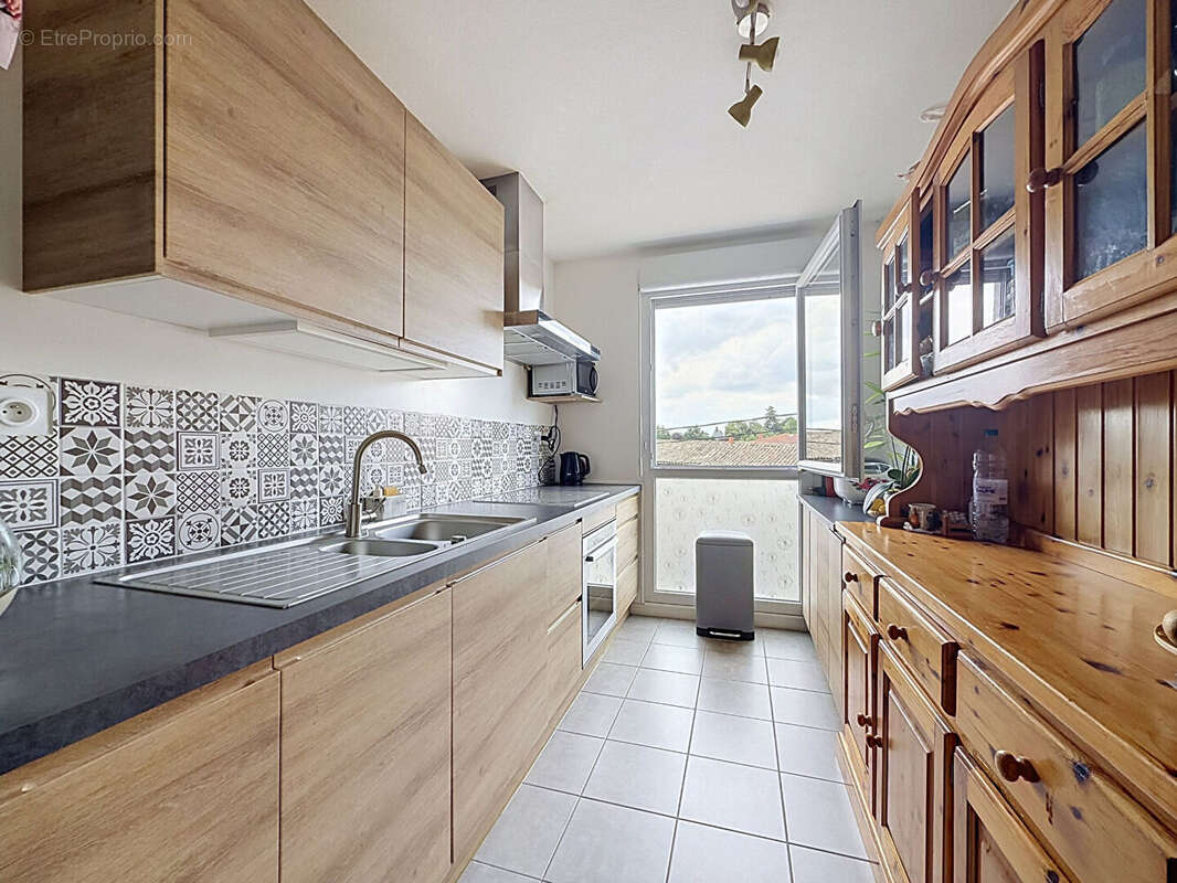Appartement à RILLIEUX-LA-PAPE