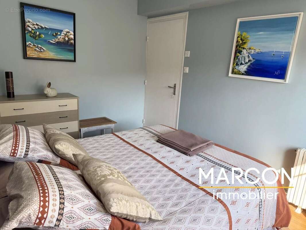 Maison à LE BOURG-D'HEM