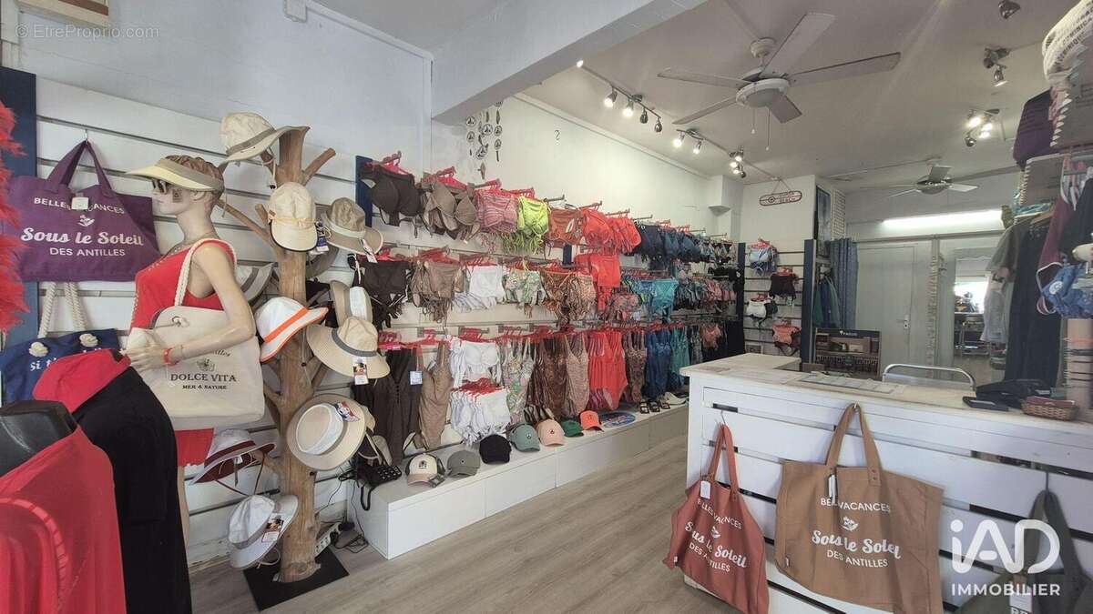 Photo 6 - Commerce à SAINT-FRANCOIS