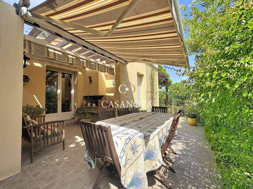 Villa familiale avec grand extérieur et piscine sur  les hauteurs de Clermont l'hérault - photo 12