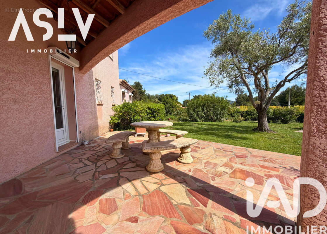 Maison 171 m² à La Cadiere-D'azur  - photo 6