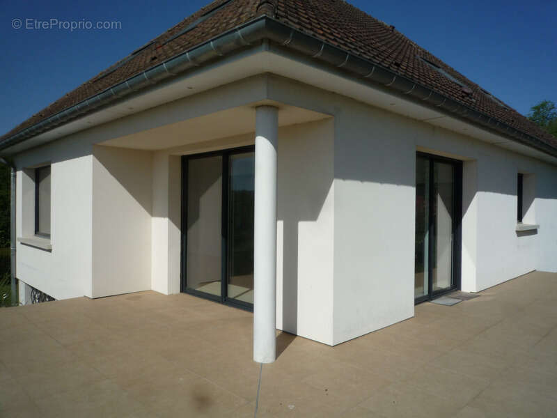 Maison à BRASLES