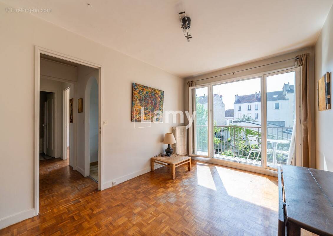 Appartement à MAISONS-ALFORT