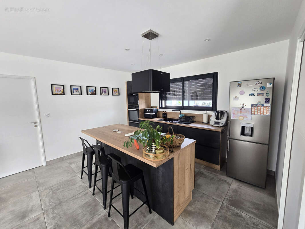 Maison à MOURS-SAINT-EUSEBE