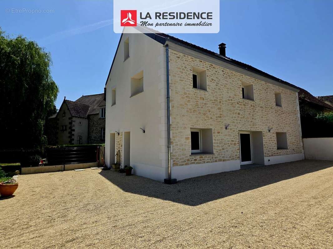 Maison 153 m² à Houdan  - photo 9