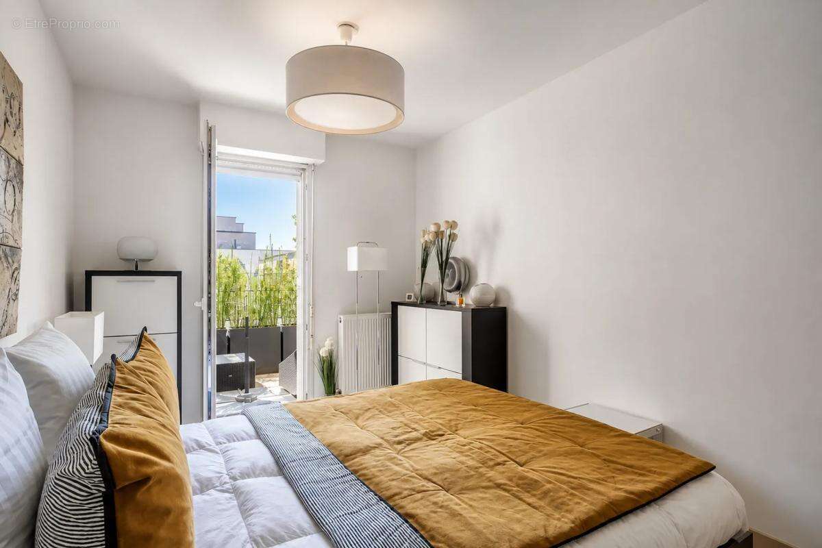 Appartement Duplex de 4 pièces de 82 m² à Stains - photo 11