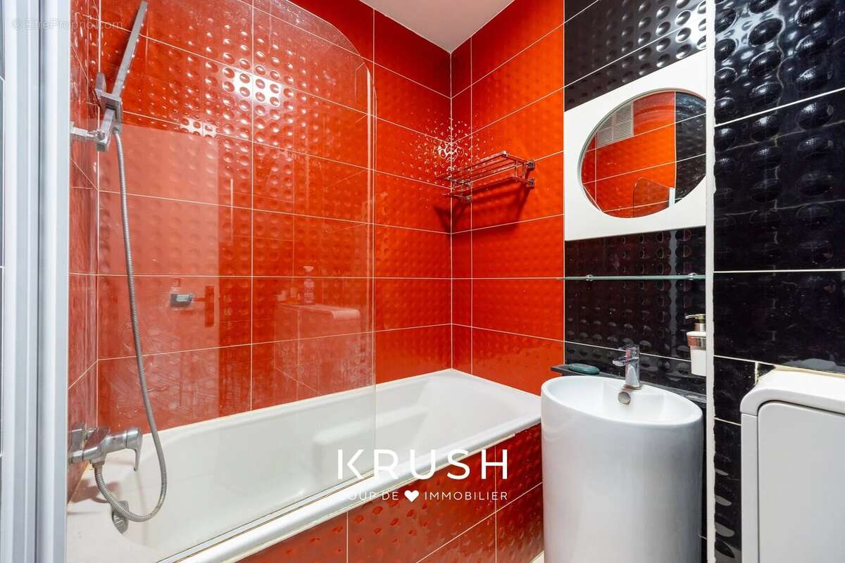 Appartement à MARSEILLE-6E