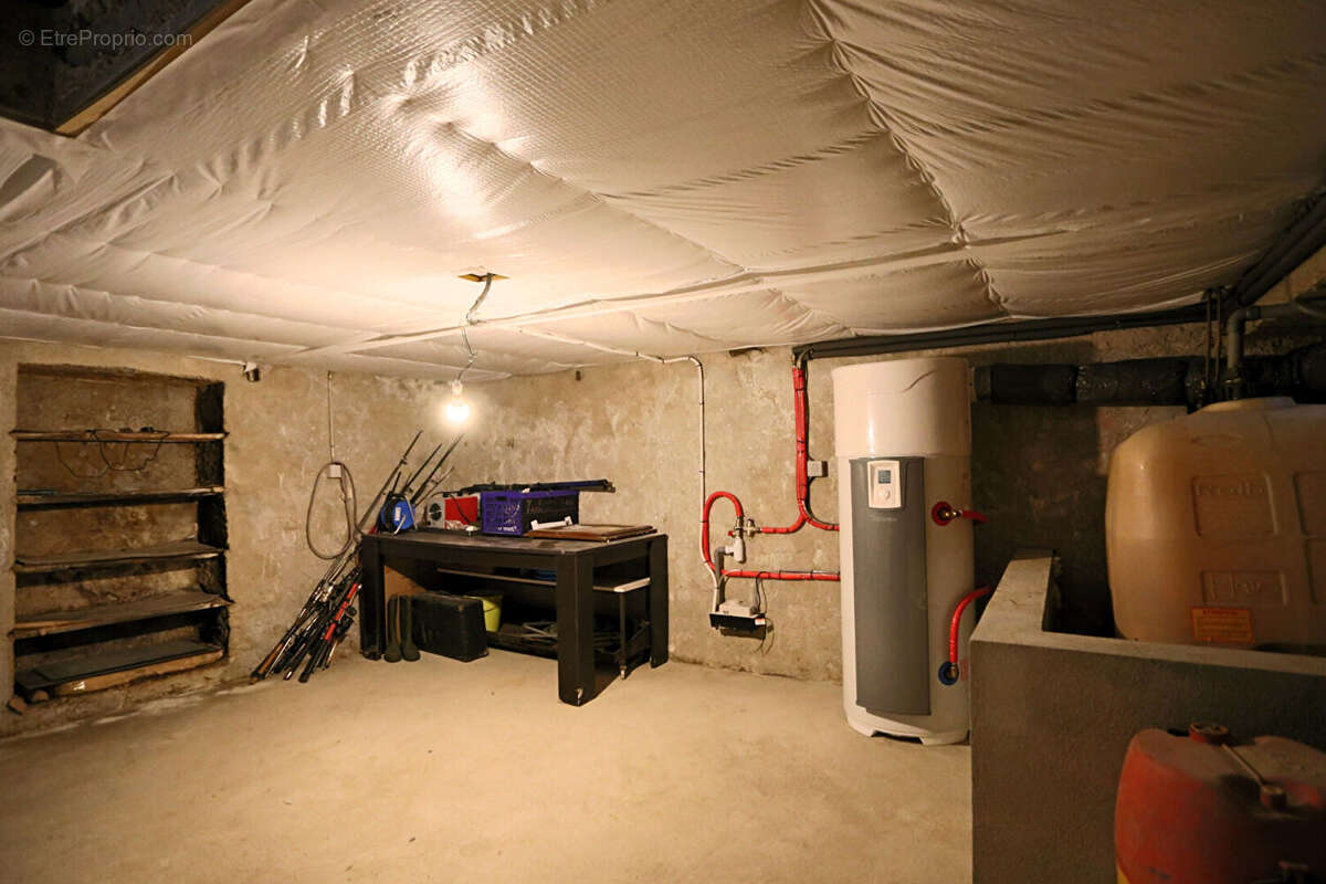 Maison à AUGEROLLES