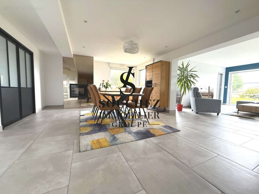 Maison à NOYELLES-SOUS-BELLONNE