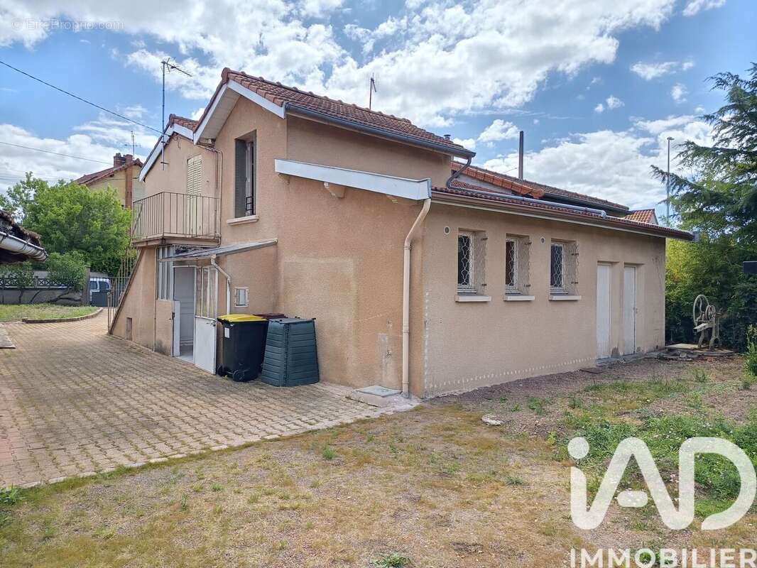 Photo 2 - Maison à ROANNE