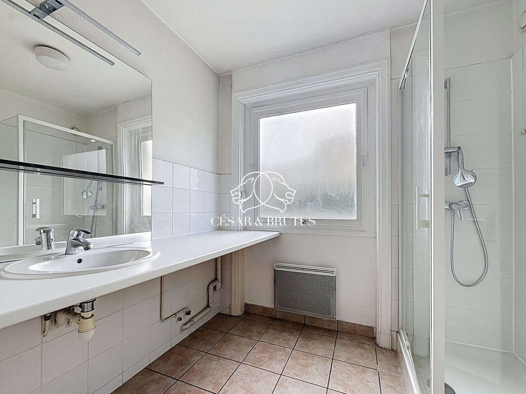 Appartement à LYON-8E
