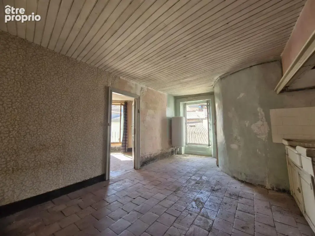 MILLAU centre-ville, lot de deux appartements de 30 m² chacun - photo 2