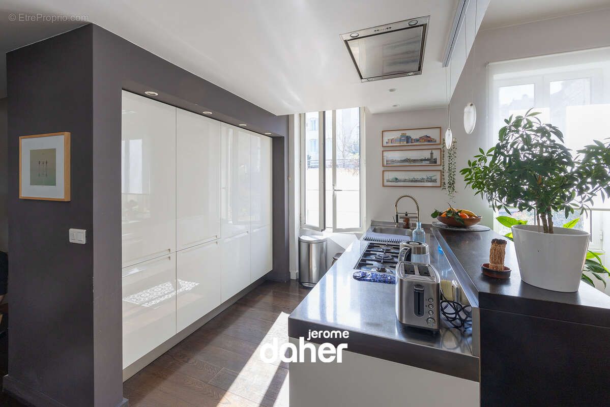 Appartement à MARSEILLE-7E