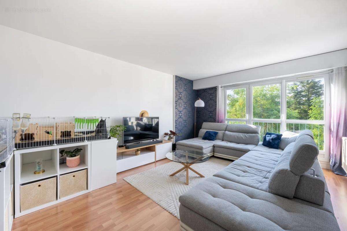 Appartement à SAINT-OUEN-L'AUMONE
