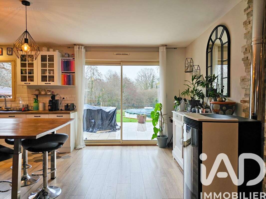 Photo 5 - Maison à ORADOUR-SUR-VAYRES