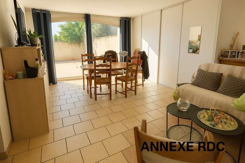 Maison à SAINT-GILLES