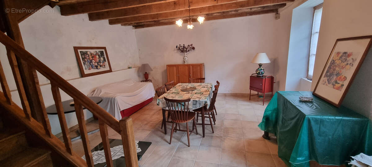 Maison 83 m² à Entraygues-Sur-Truyere  - photo 3