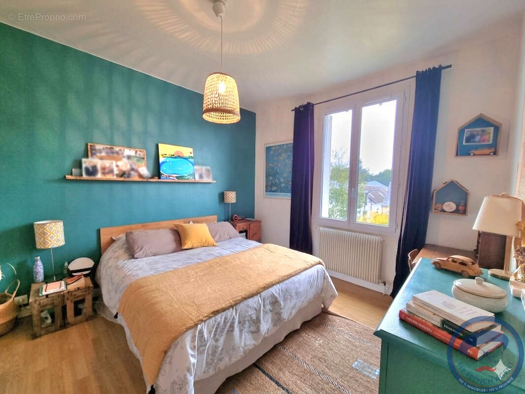 Maison à SAINT-CYR-SUR-LOIRE