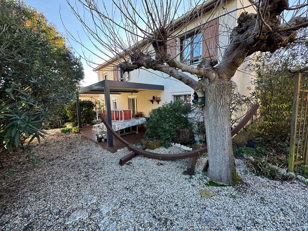 Maison à VILLENAVE-D'ORNON