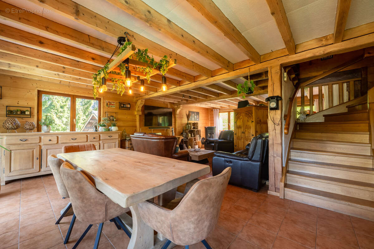 Maison à SEYTHENEX