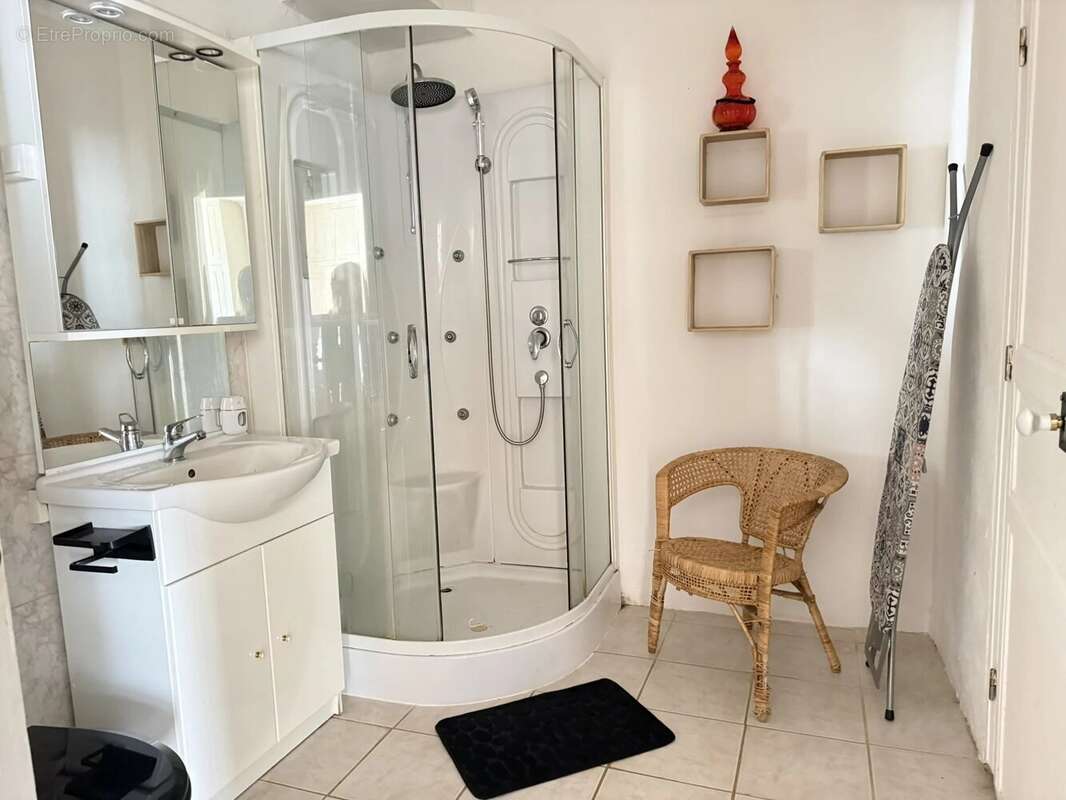 Maison de village avec 2 logements - photo 8