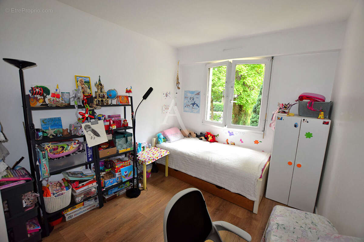 Appartement à GIF-SUR-YVETTE