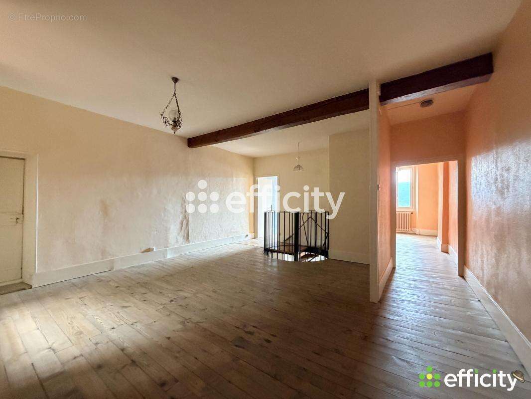 Appartement à TULLINS
