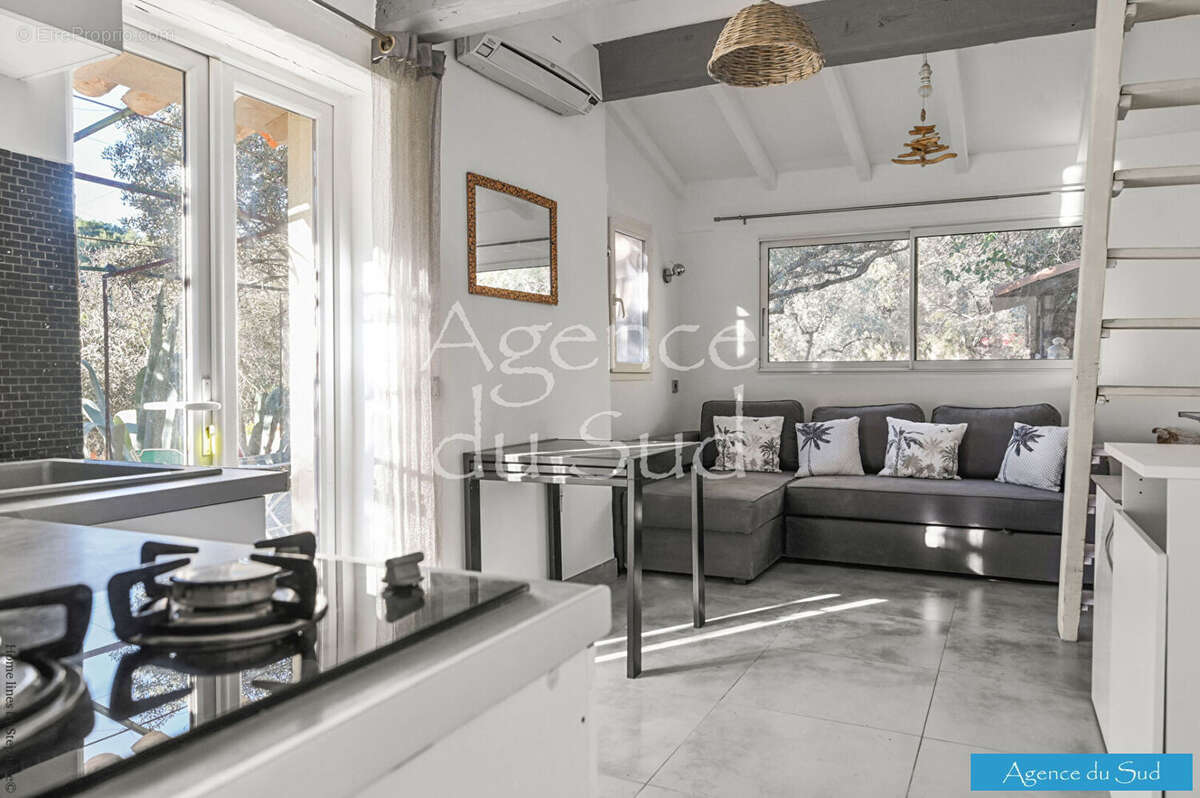 Maison à ROQUEVAIRE