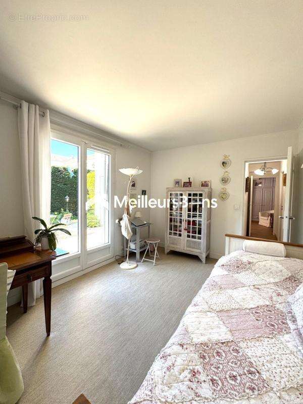 Appartement à LIVRY-GARGAN