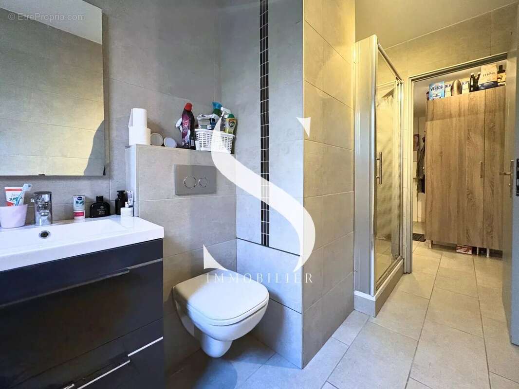 Appartement à VALLAURIS