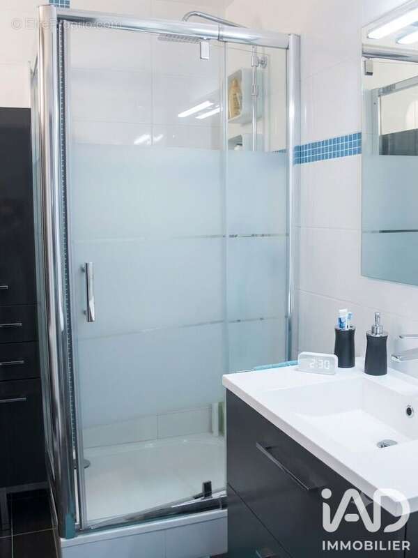Appartement 60 m² à Villemomble  - photo 8