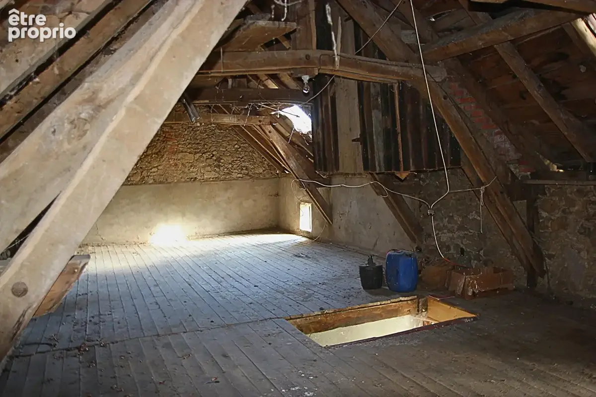 MONTBAZENS - Authentique corps de ferme en pierres, superbe grange et dépendances. - photo 12