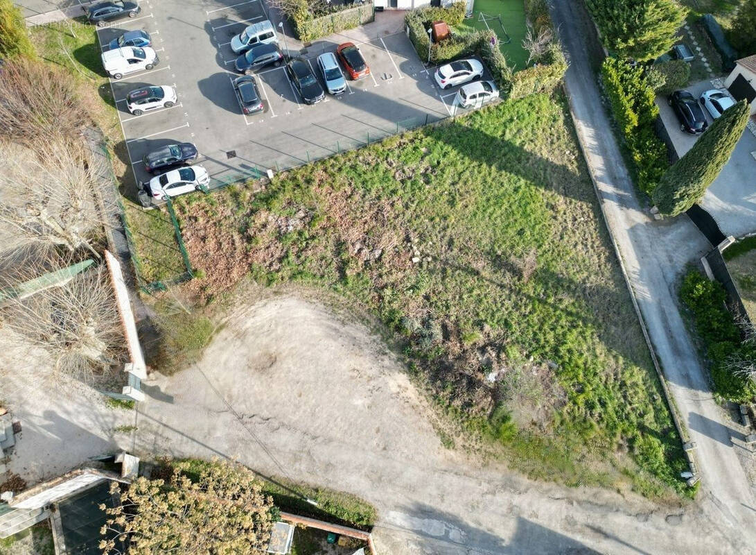Terrain à DRAGUIGNAN