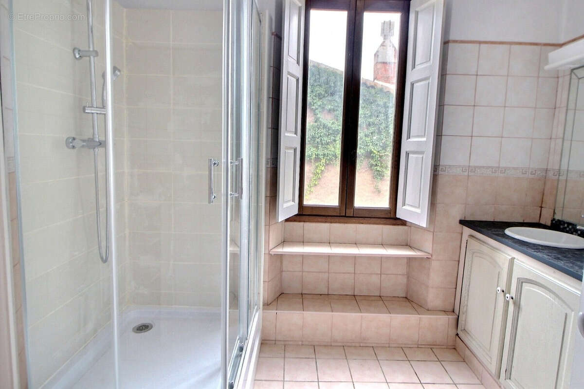 Maison 140 m² à Gonfaron  - photo 9