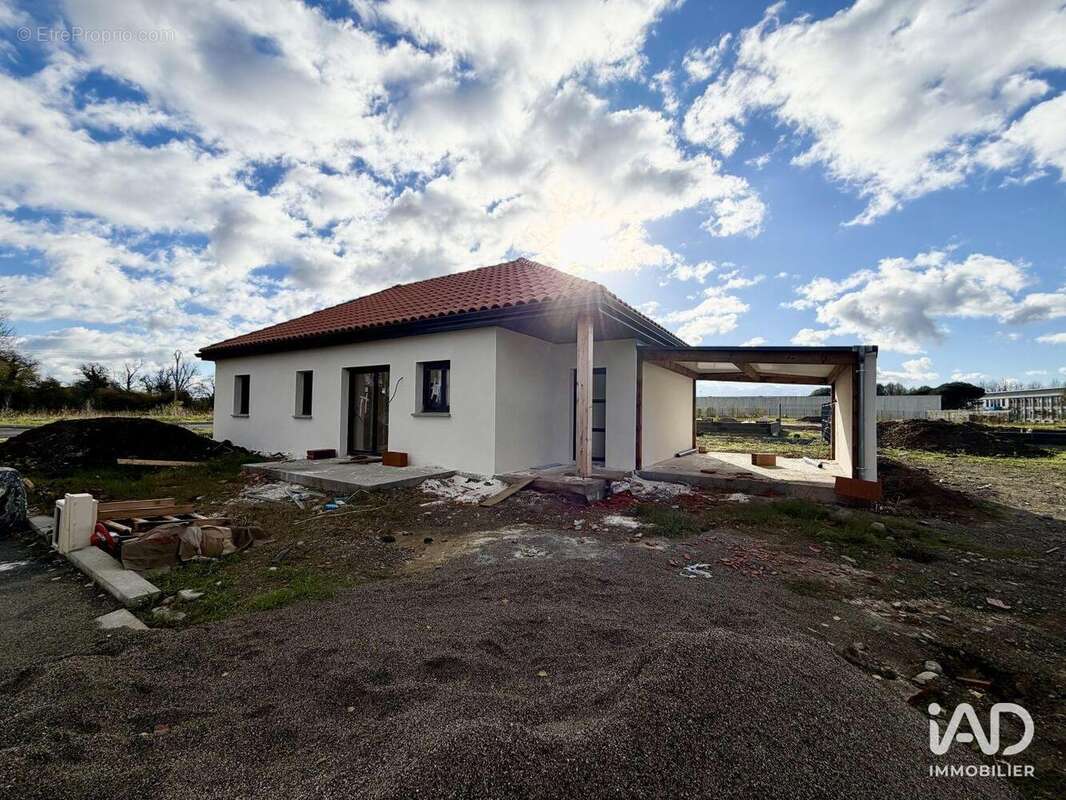 Photo 3 - Terrain à TARBES