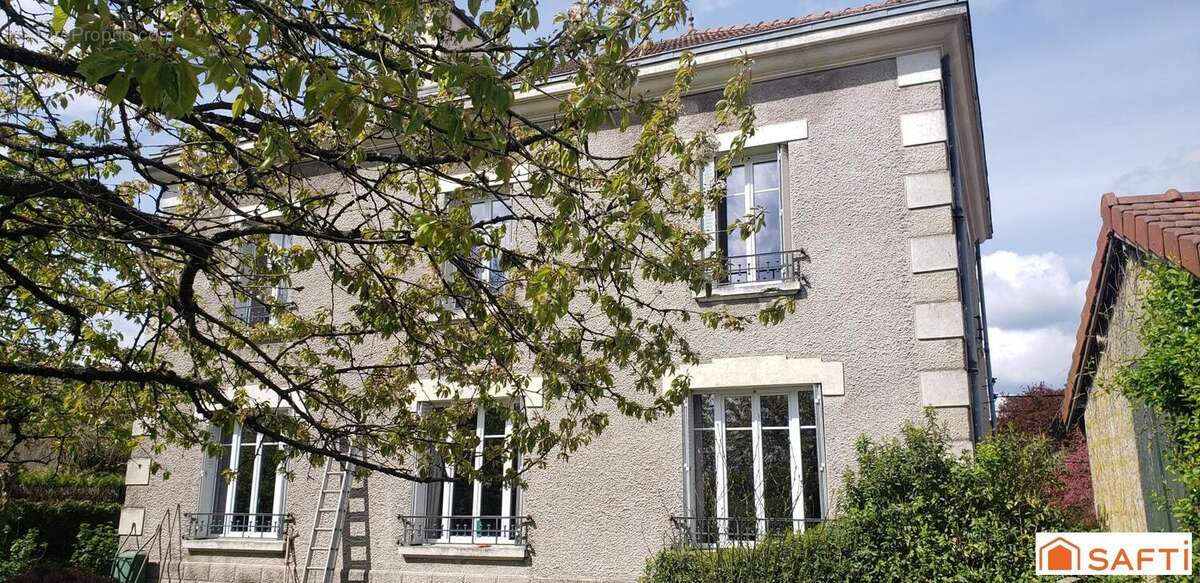 Maison 304 m² à Varennes-En-Argonne  - photo 9