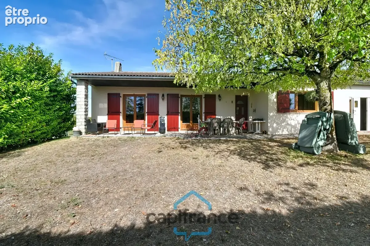 Maison DE PLAIN PIED à vendre  SAINT JEAN D'ANGELY (17) 5 pièces sur 800m² de terrain avec garage - photo 15
