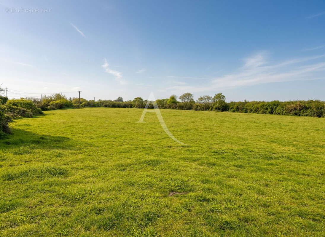 Maison à SAINT-URBAIN