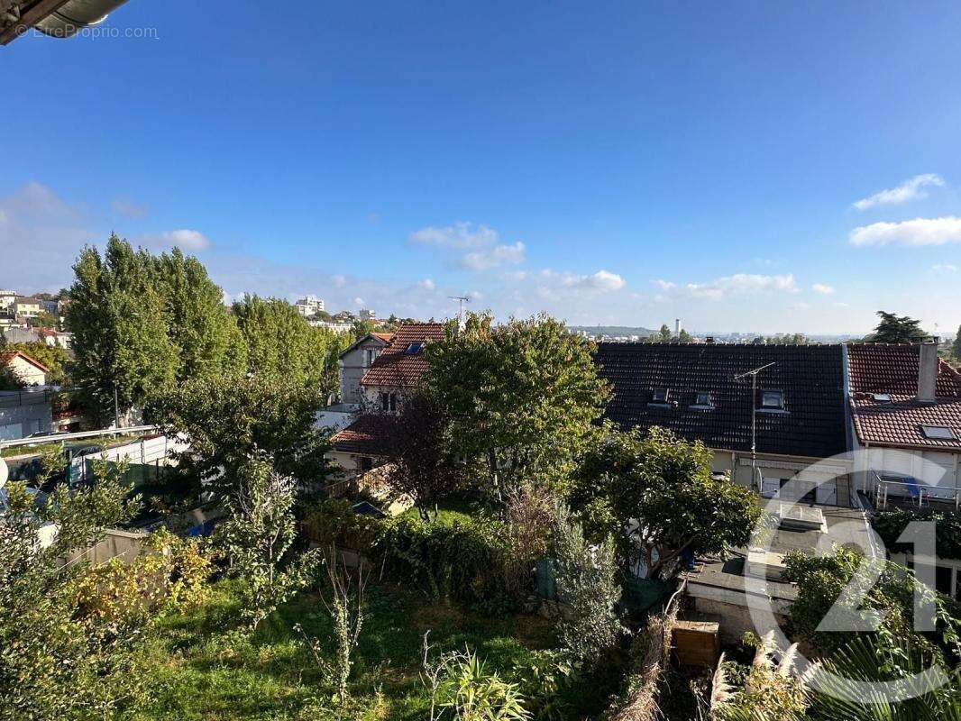 Appartement à FONTENAY-SOUS-BOIS