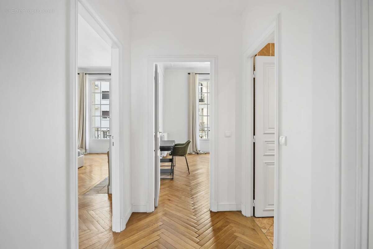 Appartement 190 m² à Paris-16e  - photo 16