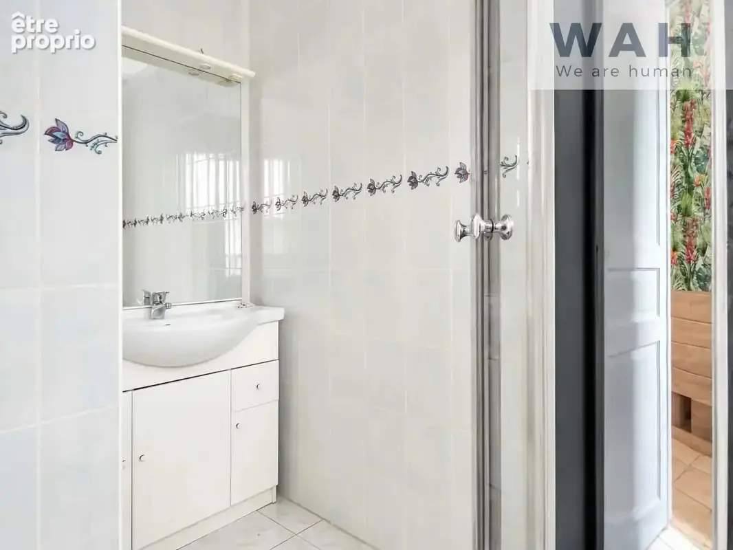 Maison de village t4 avec cours et gros potentiel en rez-de- - photo 4