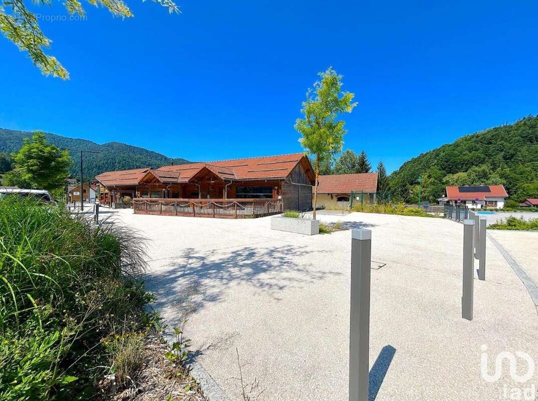 Photo 4 - Commerce à SAINT-MAURICE-SUR-MOSELLE