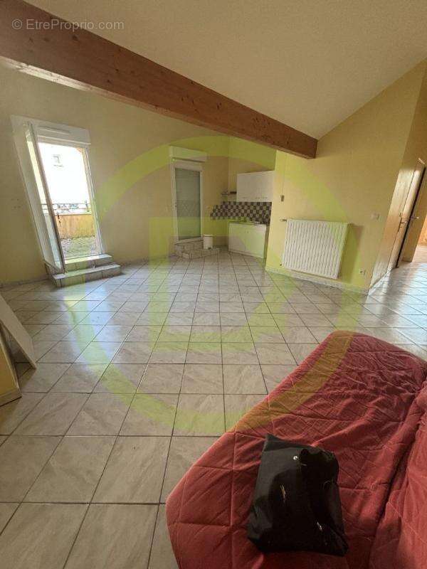 Appartement à CHENERAILLES