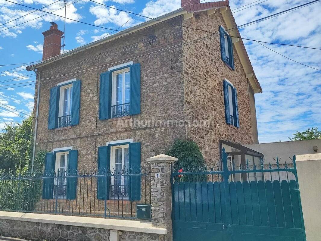 Maison à ATHIS-MONS