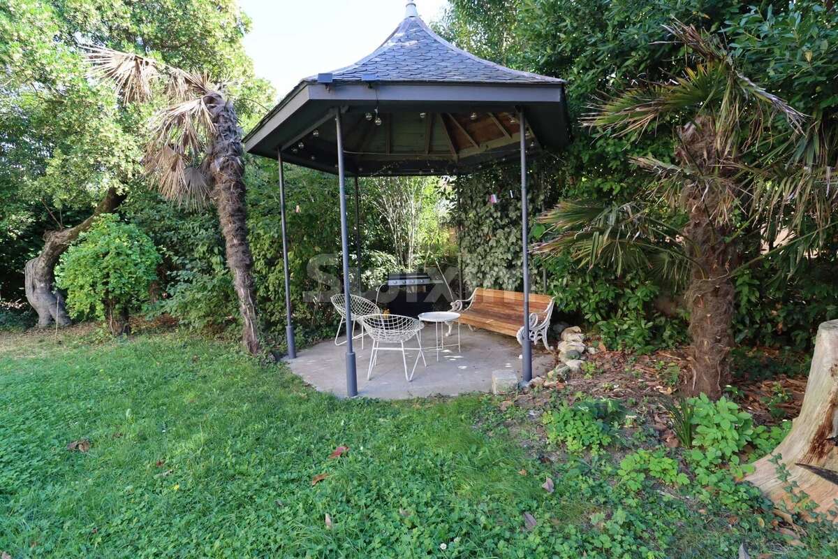 Maison à MONTELIMAR