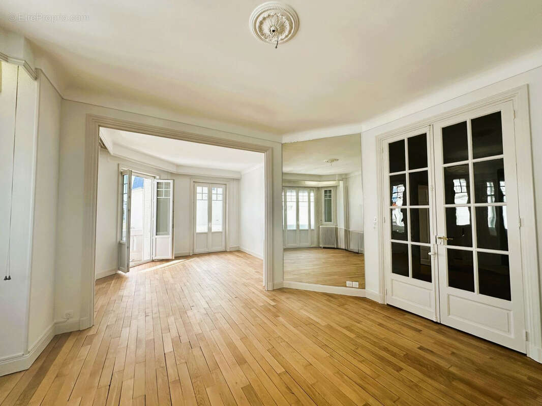 Appartement à VICHY
