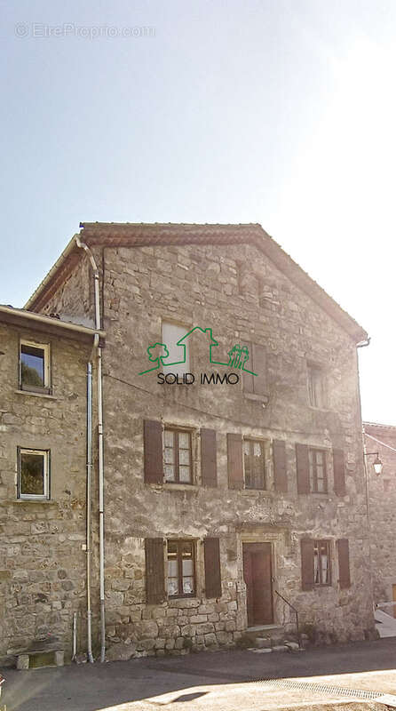 Maison à BURZET