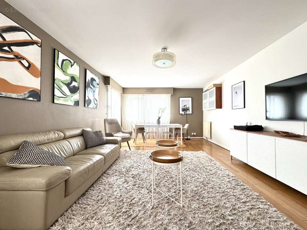 Appartement à SURESNES